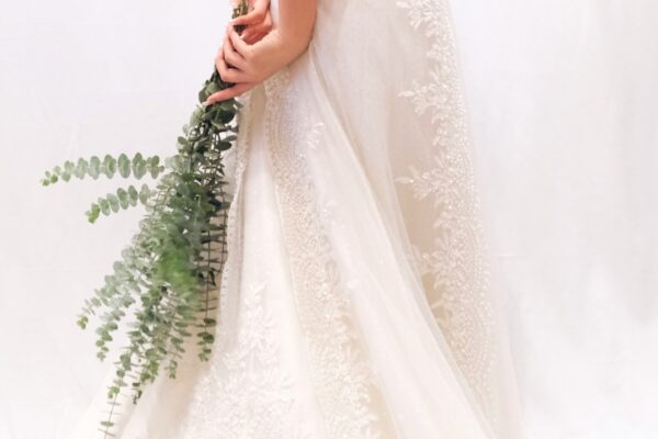 Etsy Find Of The Week: The Gorgeous $800 Wedding Dress